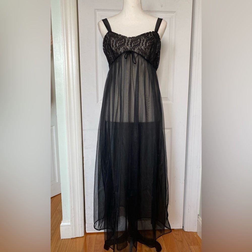 Lisette Vintage 1970s/60s Black Lace Gown/ Chemise